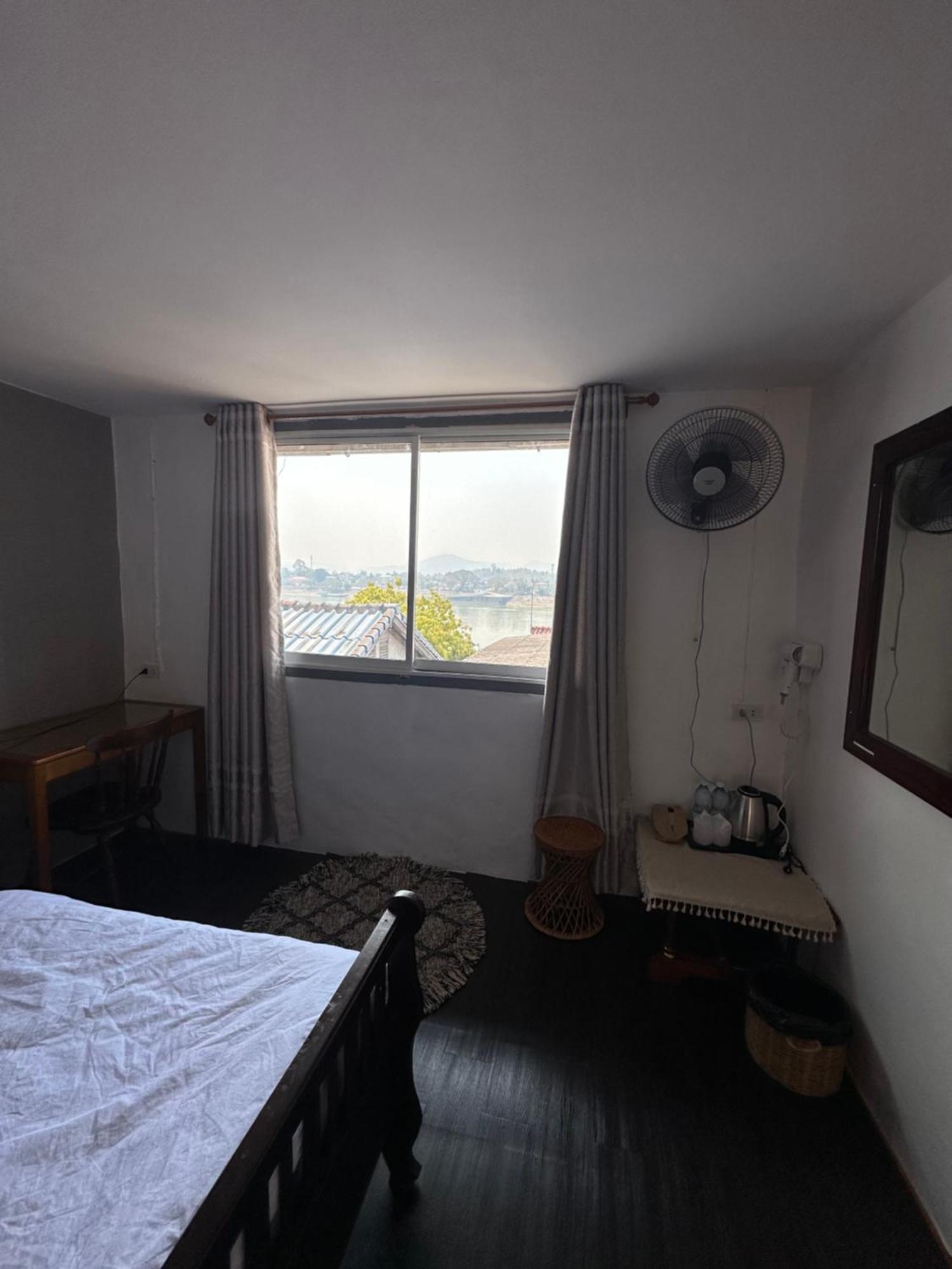 Thadan Guest House Ban Houayxay Luaran gambar